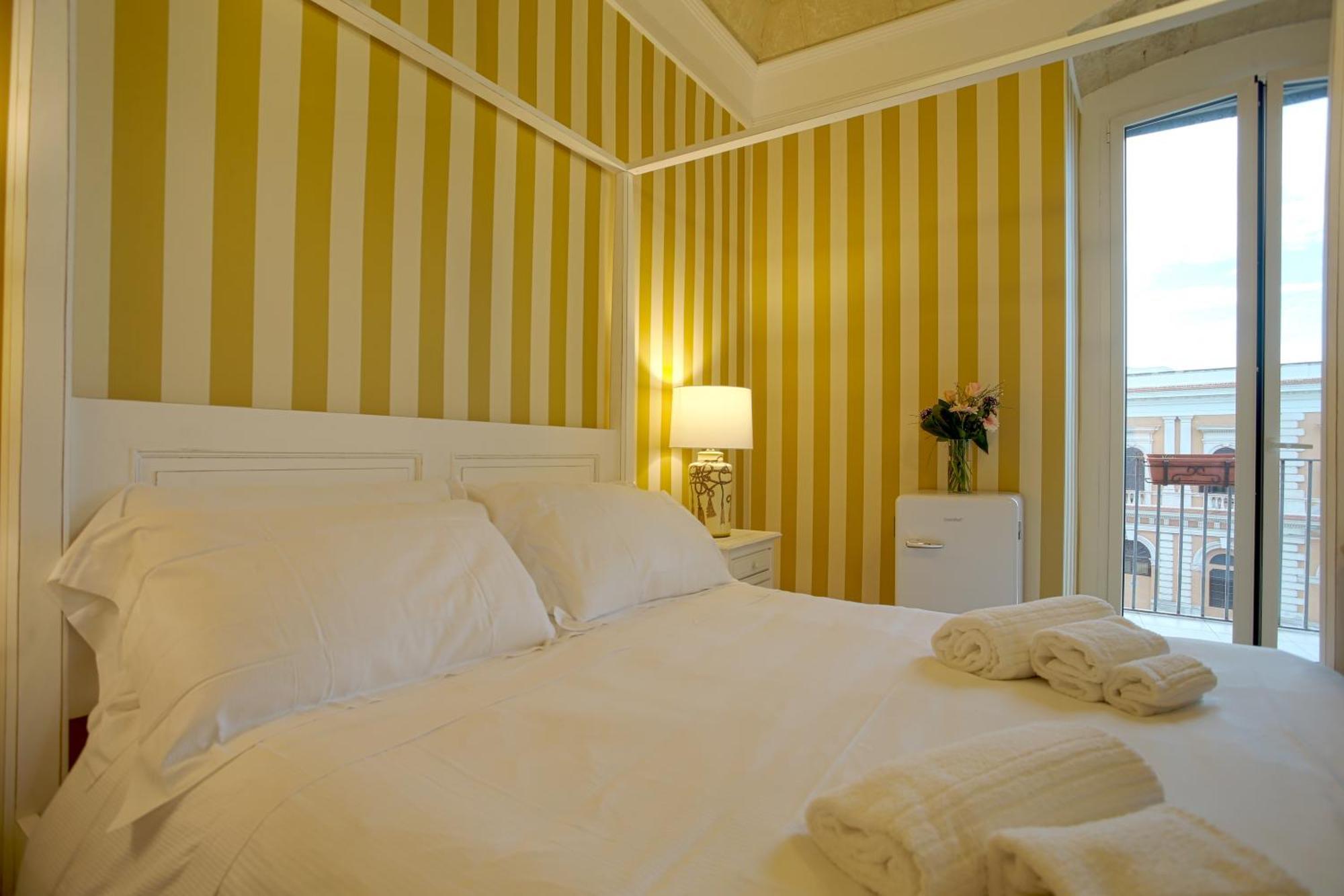 Le Residenze Del Capitano Hotel Bari Kültér fotó