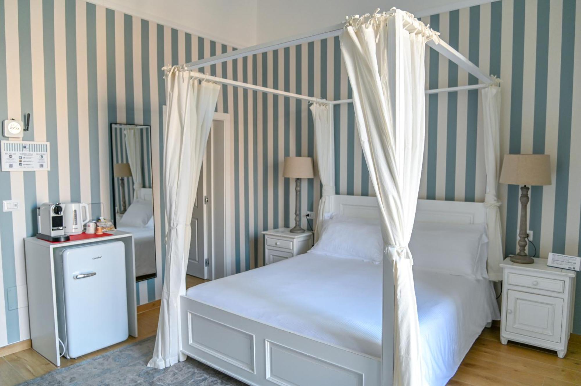 Le Residenze Del Capitano Hotel Bari Kültér fotó