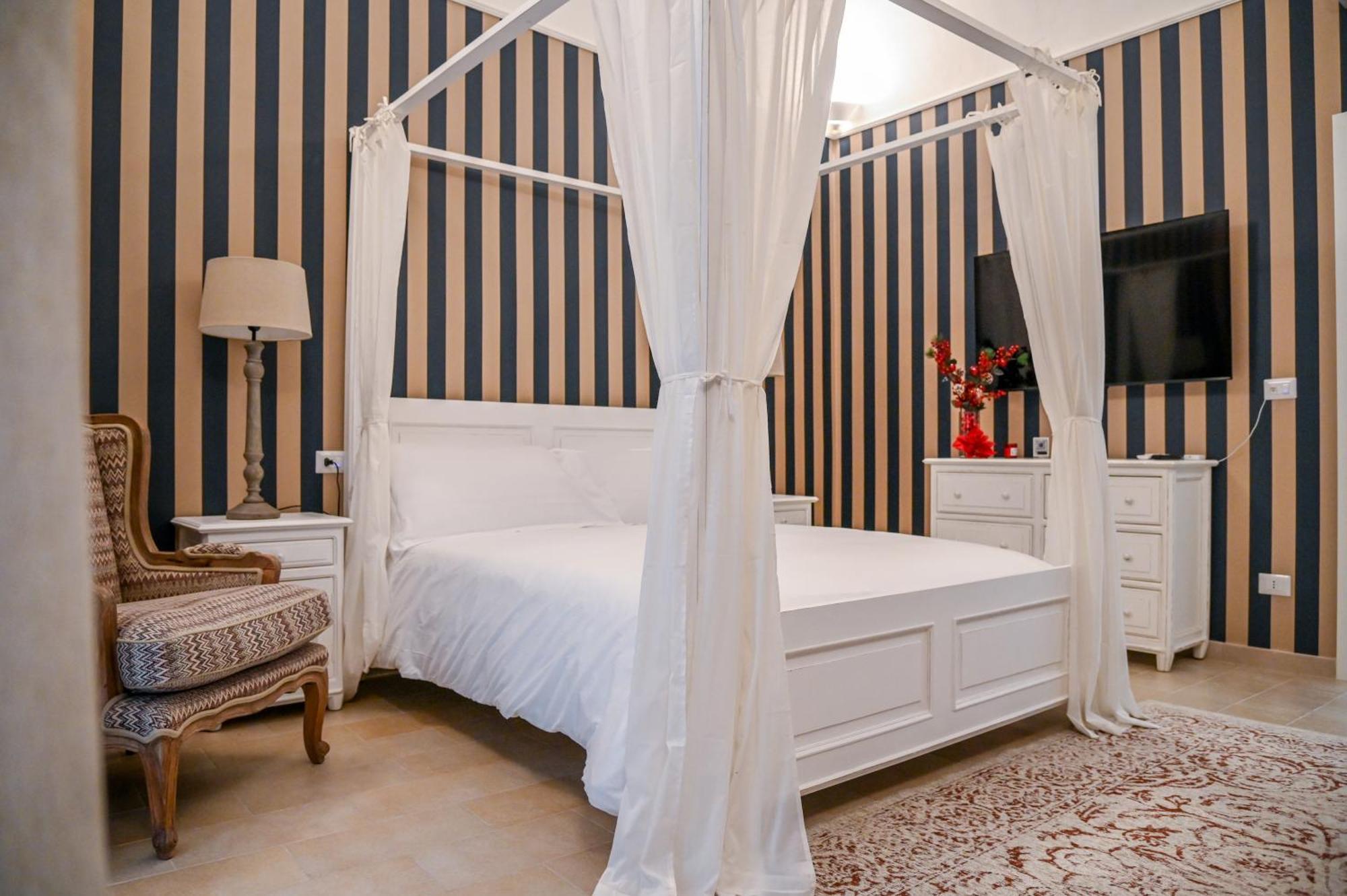 Le Residenze Del Capitano Hotel Bari Kültér fotó